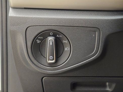 Used 2023 Volkswagen Atlas Cross Sport SE w/ Black Wheel Package image 39