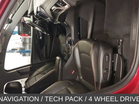 Used 2024 GMC Terrain AT4 w/ Tech Package AWD/4WD image 34