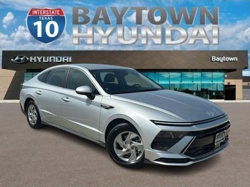 Used 2026 Hyundai Sonata SE FWD image 1