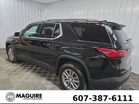 Used 2023 Chevrolet Traverse LT AWD/4WD image 9