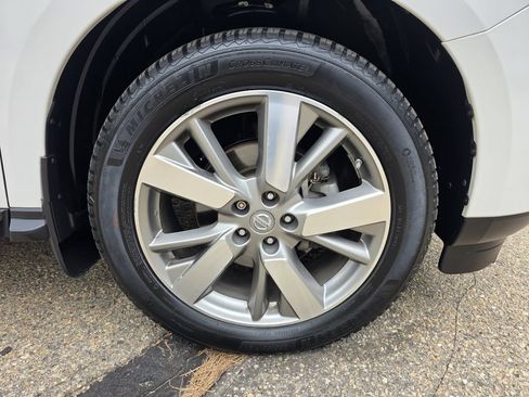 Used 2014 Nissan Pathfinder Platinum w/ Platinum Premium Package FWD image 43