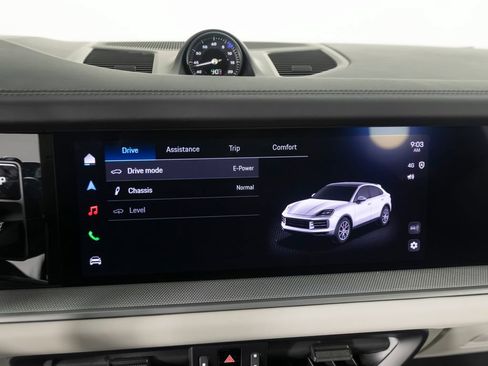 Certified 2025 Porsche Cayenne S AWD/4WD image 29