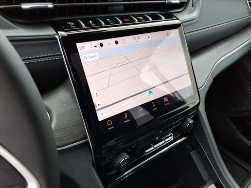 New 2025 Jeep Grand Cherokee L Limited image 13