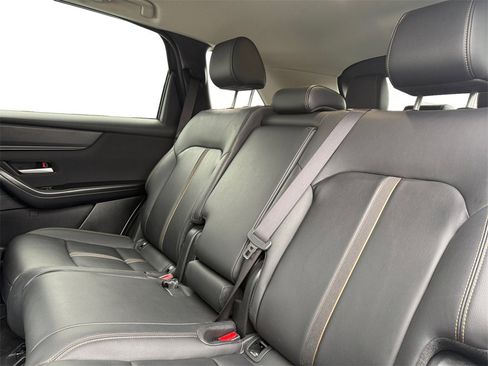 Used 2025 MAZDA CX-90 3.3 Turbo w/ Select Package image 14