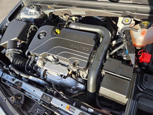 Used 2024 Chevrolet Malibu LS FWD image 16