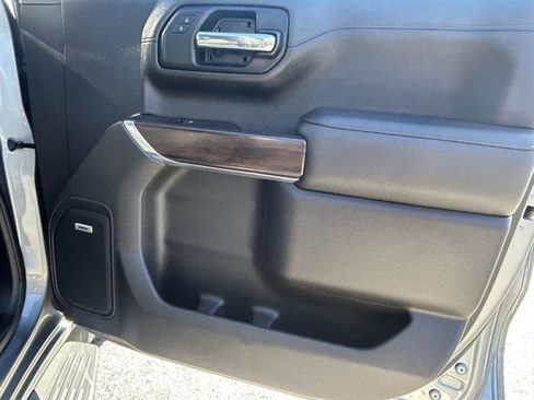 Used 2019 GMC Sierra 1500 SLT w/ SLT Premium Plus Package image 28