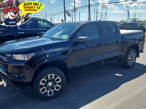 Used 2023 Chevrolet Colorado LT AWD/4WD image 1