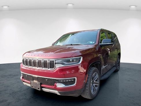 Used 2024 Jeep Wagoneer Series II AWD/4WD image 4