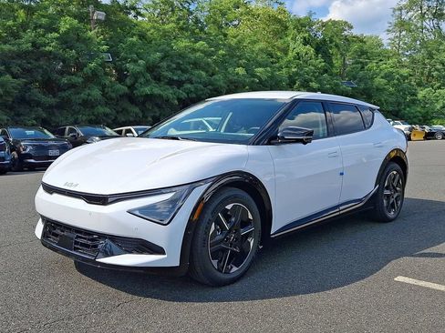 New 2026 Kia EV6 Wind AWD/4WD image 2