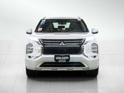 Used 2023 Mitsubishi Outlander SEL image 8