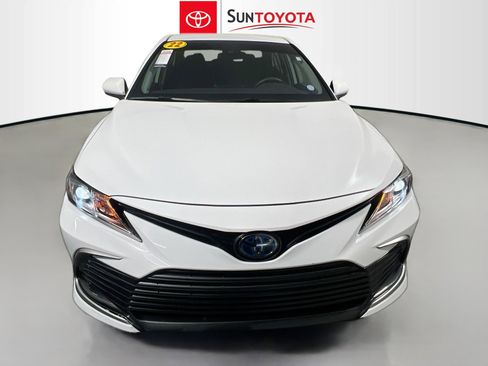 Used 2022 Toyota Camry LE image 10
