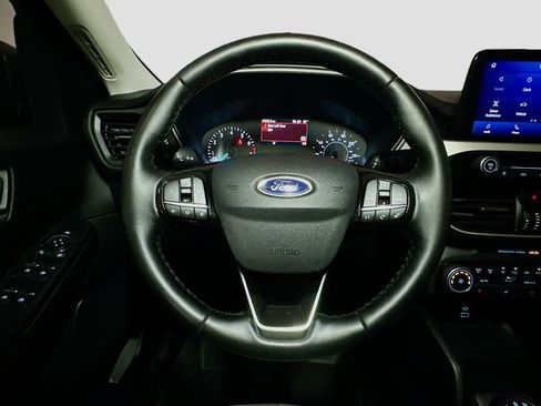 Used 2021 Ford Escape SE w/ Cold Weather Package image 10