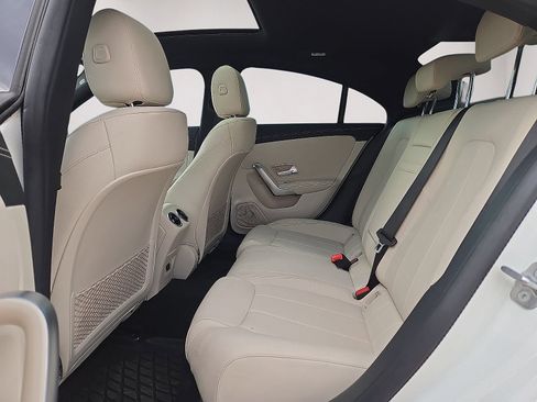 Used 2023 Mercedes-Benz CLA 250 w/ Premium Package image 15
