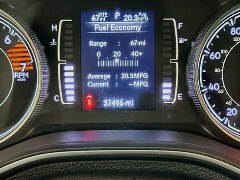 Used 2020 Jeep Cherokee Latitude Plus w/ Cold Weather Group AWD/4WD image 15