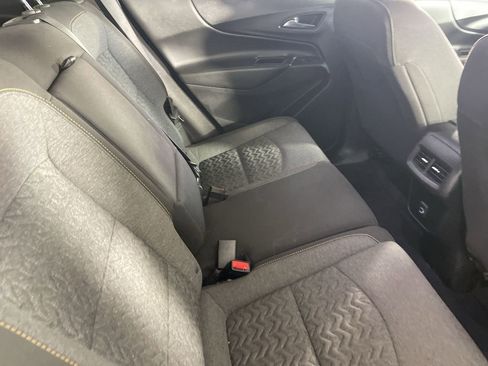 Used 2022 Chevrolet Equinox LT image 24