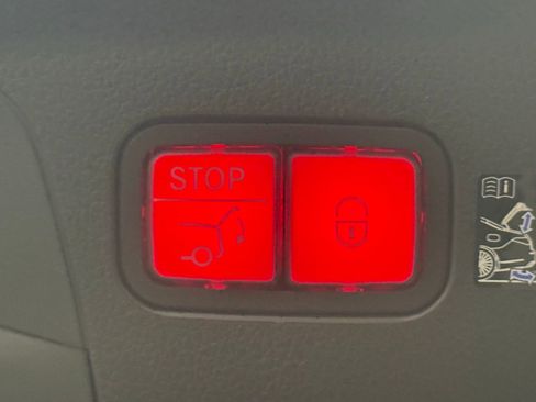 Used 2026 Mercedes-Benz GLE 450 4MATIC Coupe image 15