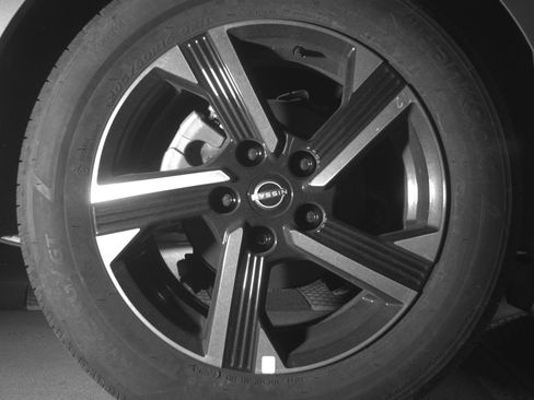 Used 2025 Nissan Sentra SV FWD image 12