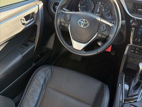 Used 2019 Toyota Corolla SE w/ Carpet Mat Package (TMS) image 12