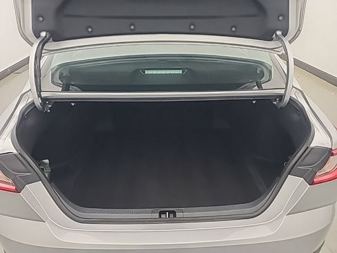 Used 2025 Toyota Camry LE FWD image 18