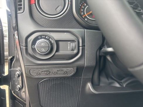 New 2026 Jeep Gladiator Rubicon AWD/4WD image 25