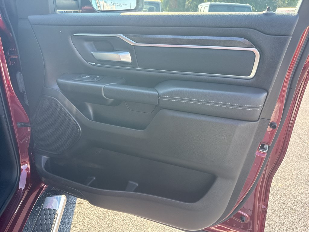 Certified 2024 RAM 1500 Big Horn AWD/4WD image 32