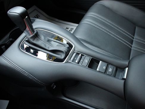 Used 2026 Honda HR-V EX-L image 47