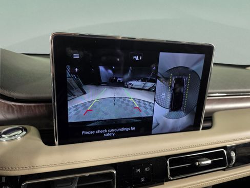 Used 2024 Lincoln Aviator Reserve w/ Elements Package Plus image 22