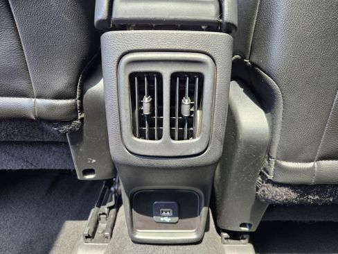 Used 2020 Jeep Compass Latitude AWD/4WD image 24