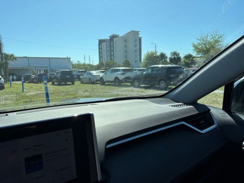 Used 2025 Toyota RAV4 XLE w/ Weather Package FWD image 36