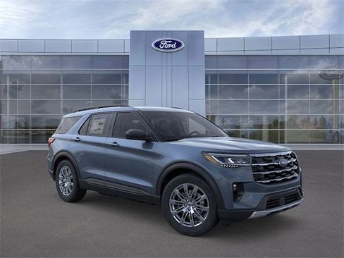 New 2026 Ford Explorer Active image 7