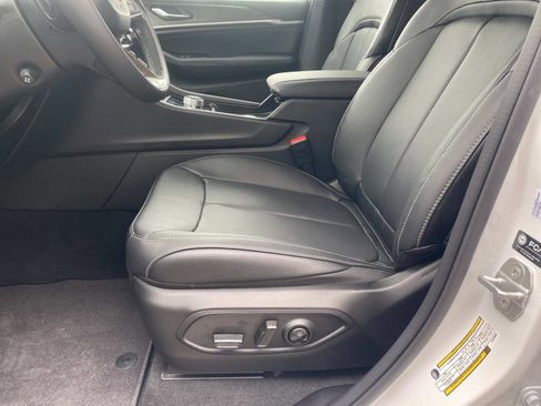 New 2026 Jeep Grand Cherokee Limited Reserve AWD/4WD image 13