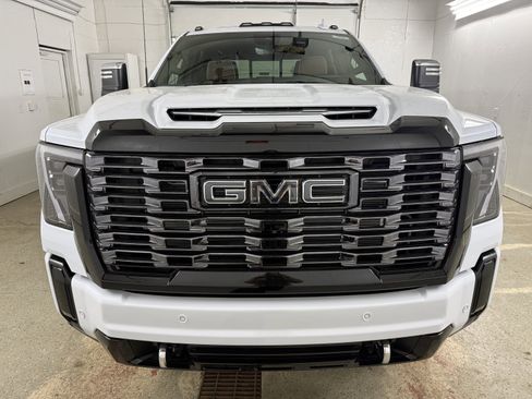 New 2026 GMC Sierra 3500 Denali Ultimate w/ Snow Plow Prep/Camper Package image 2