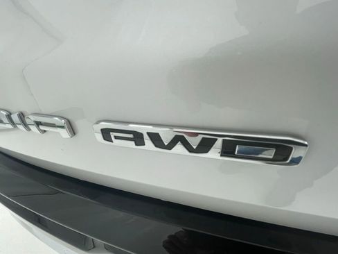 Used 2024 GMC Acadia Denali w/ LPO, Floor Liner Package image 6