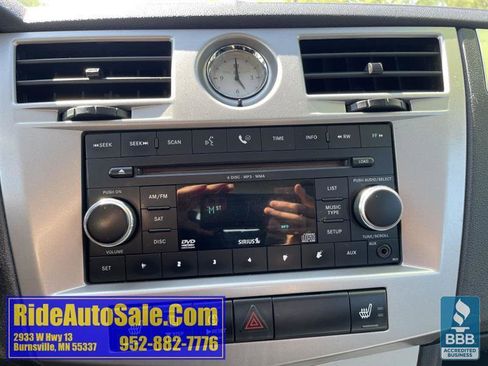 Used 2009 Chrysler Sebring Touring w/ Electronics Convenience Group FWD image 36