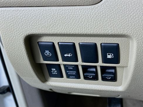 Used 2012 Nissan Murano LE w/ Platinum Pkg image 16