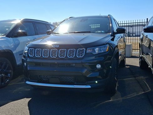 New 2026 Jeep Compass Limited w/ Sun, Sound & Navigation Group AWD/4WD image 3