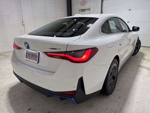 Used 2023 BMW i4 eDrive40 w/ Premium Package image 4