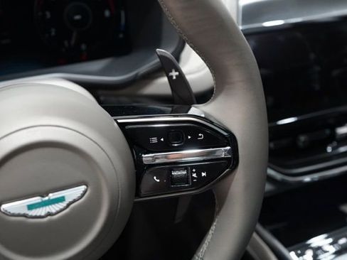 Used 2025 Aston Martin DBX 707 AWD/4WD image 31