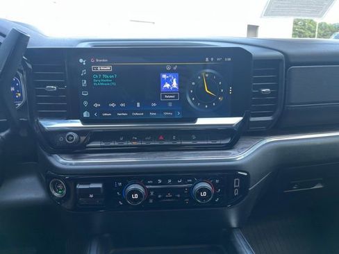 Used 2024 Chevrolet Silverado 2500 LTZ w/ LTZ Plus Package AWD/4WD image 11