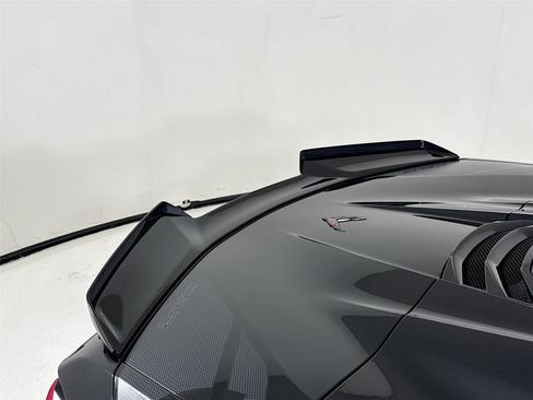 Used 2023 Chevrolet Corvette Z06 w/ Stealth Interior Trim Package RWD image 34