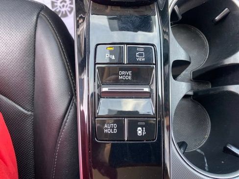 Used 2022 Hyundai Sonata Limited FWD image 17