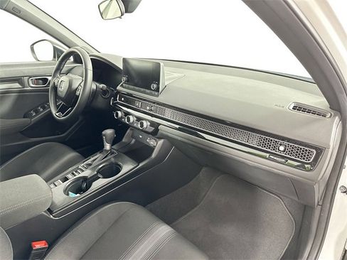 Used 2024 Honda Civic Sport image 28