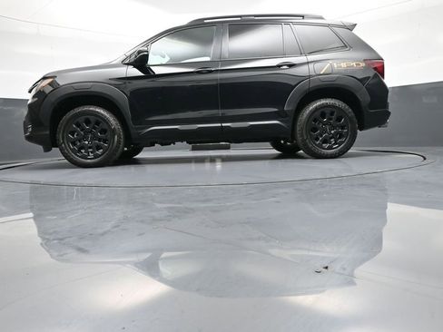 Certified 2023 Honda Passport TrailSport image 33