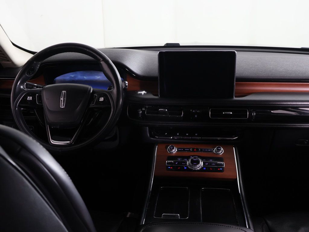 Used 2021 Lincoln Aviator Reserve w/ Elements Package Plus AWD/4WD image 38