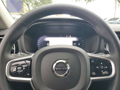 Certified 2025 Volvo V60 B5 Cross Country Plus AWD/4WD image 19