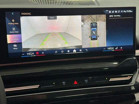 New 2026 BMW 530i xDrive w/ Convenience Package image 31