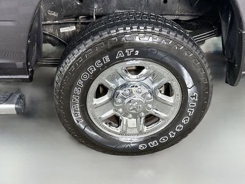 Used 2023 RAM 3500 Tradesman image 32