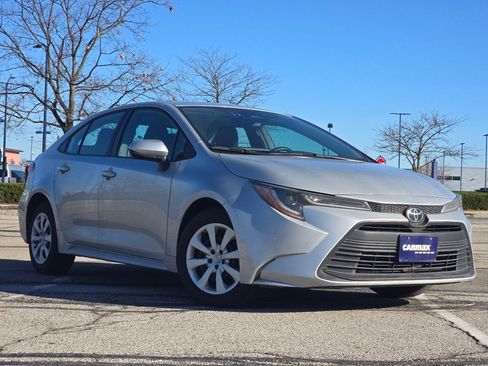 Used 2024 Toyota Corolla LE image 1
