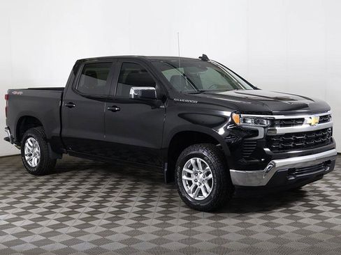 Used 2023 Chevrolet Silverado 1500 LT image 1