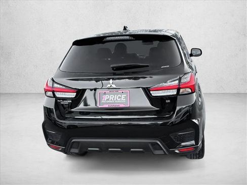 Used 2024 Mitsubishi Outlander SE image 7